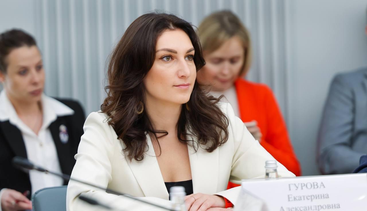 Декан Факультета дизайна и медиакоммуникаций   вошла в состав Коллегии Совета по разработке и продвижению нового российского стиля